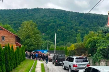В Яремче джипери вийшли на протест проти перевірок