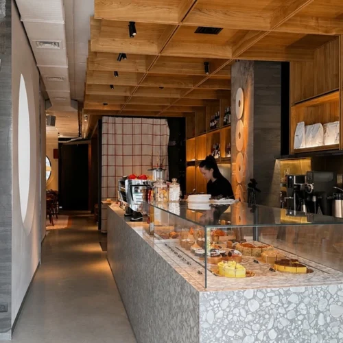 Міське Coco Bistro з меню від Міралі Ділбазі та Антона Яцука запустили у Тернополі