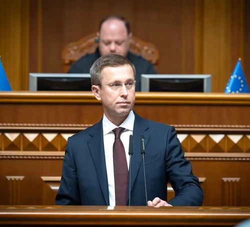 Новим прем’єр-міністром України став Сергій Корецький