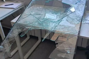 Будівля KSE вдруге постраждала внаслідок російського обстрілу
