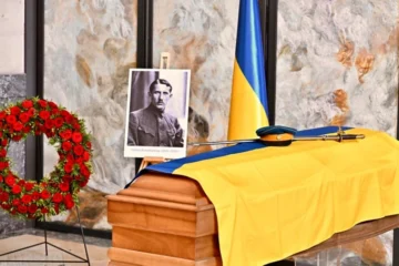 У Нідерландах ексгумували останки першого голови ОУН Євгена Коновальця