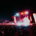 На фестивалі у Франції виступи Nick Cave та The Cure почали описувати для незрячих у реальному часі