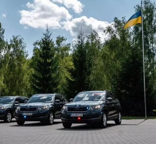На дороги Києва та області повернулися автомобілі-«фантоми», які вимірюють швидкість під час руху авто