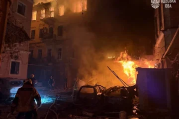 Вночі Одесу та область атакували ракети та дрони: у частині міста немає світла та води