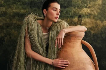 Ювелірний дім SOVA випустив колекцію Vytoky, натхненну трипільською керамікою