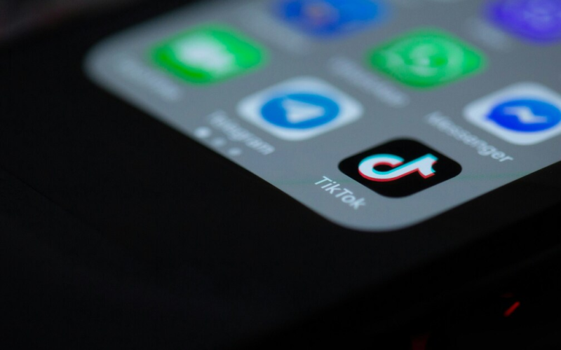 TikTok виплатить 400 мільйонів доларів через порушення конфіденційності дітей в інтернеті