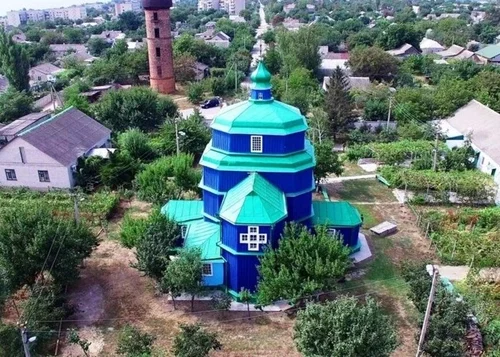 На Херсонщині внаслідок російського обстрілу згоріла дерев’яна церква 18 століття