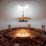 У Франції побудували камерний музичний зал у формі музичного інструмента