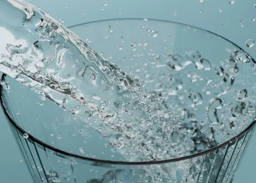 Вчені винайшли мембрану, яка може очищувати воду від нафти та опріснювати її