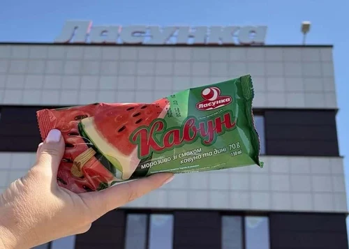 Внаслідок російського обстрілу знищено склад морозива «Ласунка»