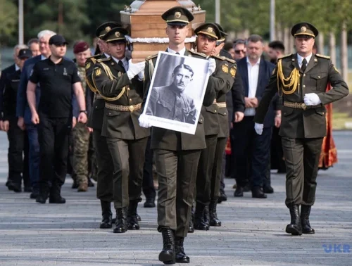Першого голову ОУН Євгена Коновальця перепоховали на Національному військовому меморіальному кладовищі