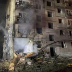 Росіяни атакували Київ балістичними ракетами: найбільше загиблих у Дарницькому районі
