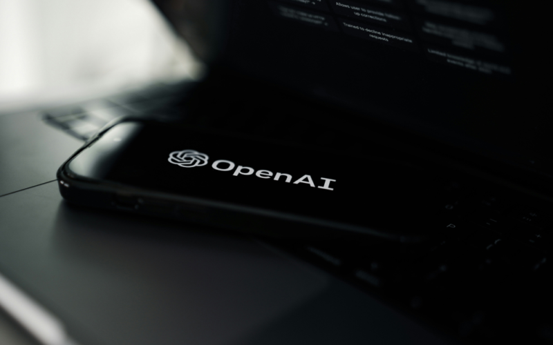 OpenAI призупинила навчання нових моделей через неочікувані дії ШІ-агентів на урядових сайтах США