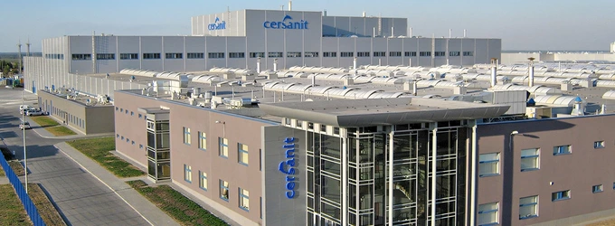 Завод Cersanit на Житомирщині повністю припинив роботу після російського обстрілу