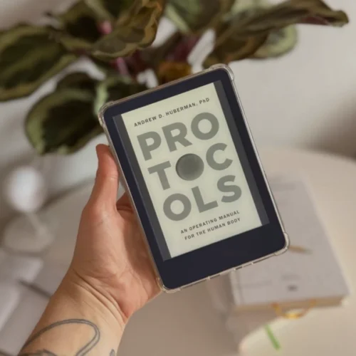 «Протоколи» Губермена: ми прочитали книгу хайпового подкастера і розповідаємо, чи варта вона уваги