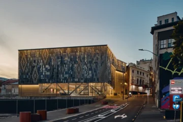 У Новій Зеландії відкрили три залізничні станції, натхненні культурою корінного народу маорі