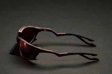 Тревіс Скотт та Oakley презентували першу спільну колекцію окулярів Chapter 001