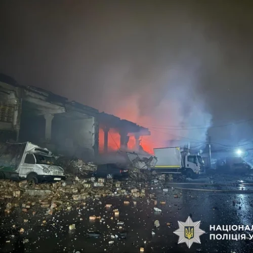 Унаслідок балістичної атаки на Київ пошкоджено пологовий та дев’ять приватних будинків: є загиблі