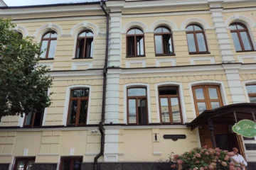 Російська атака пошкодила «Хлібню» на території Софії Київської