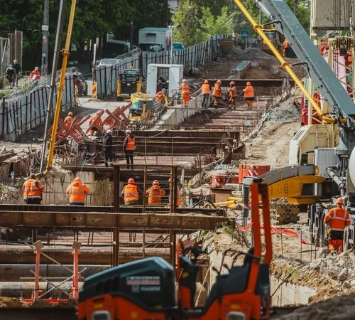 Будівництво метро на Виноградар і капремонт Харківського шосе не зупиняли – КМДА