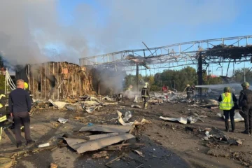 Росіяни вдарили по двом заправкам у Києві