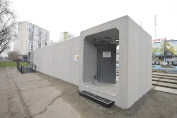 На міську владу Києва подали до суду через відсутність мобільних укриттів