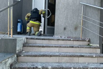 Відділення Укрпошти в Миколаєві пошкоджене через обстріл РФ