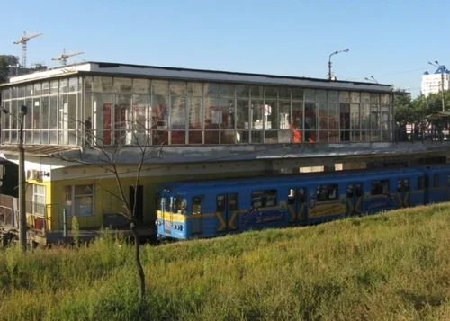 Станція метро «Чернігівська» відновила роботу в бік правого берега