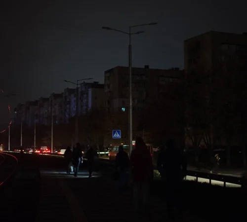 Дефіциту електроенергії немає. Чому вимикають світло – Укренерго
