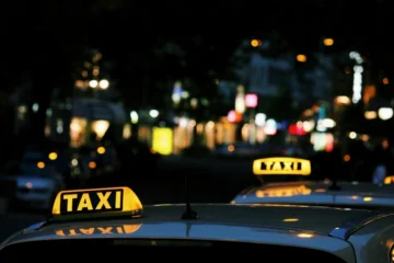 У Києві обмежать зростання цін на таксі під час тривог