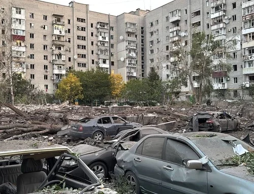 Росіяни вдарили по житлових будинках у Кременчуці та Прилуках: семеро загиблих та понад 30 поранених