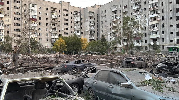 Росіяни вдарили по житлових будинках у Кременчуці та Прилуках: семеро загиблих та понад 30 поранених